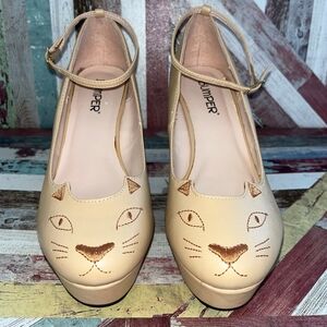 Bumper Cat Face Ankle Strap Wedges - Cream Sz 7.5